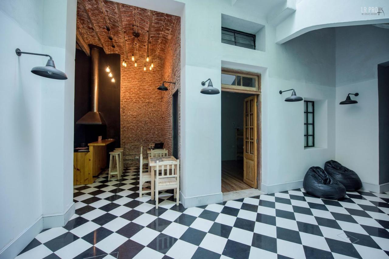 Ahiva Espacio Temporal Montevideo Extérieur photo