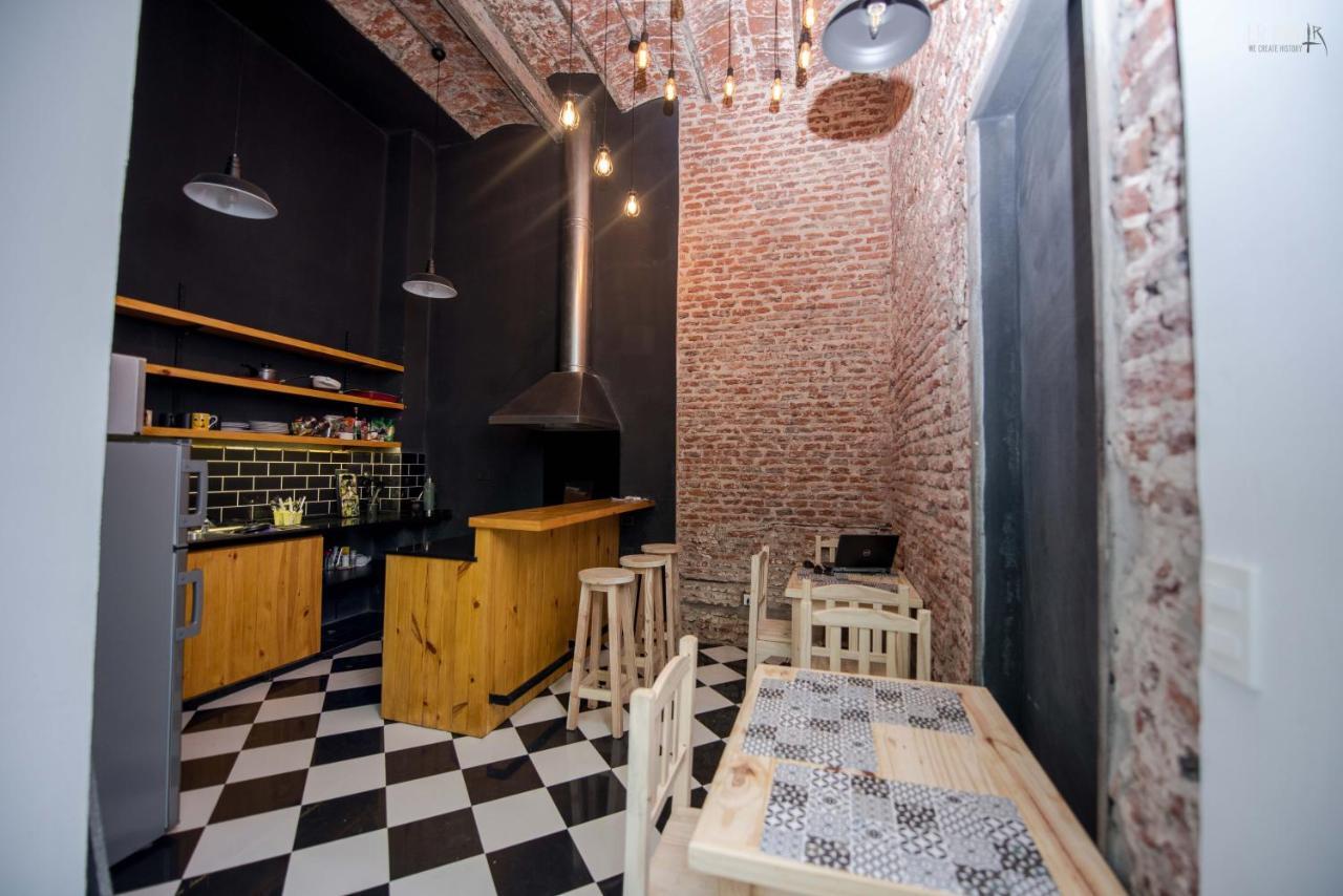 Ahiva Espacio Temporal Montevideo Extérieur photo